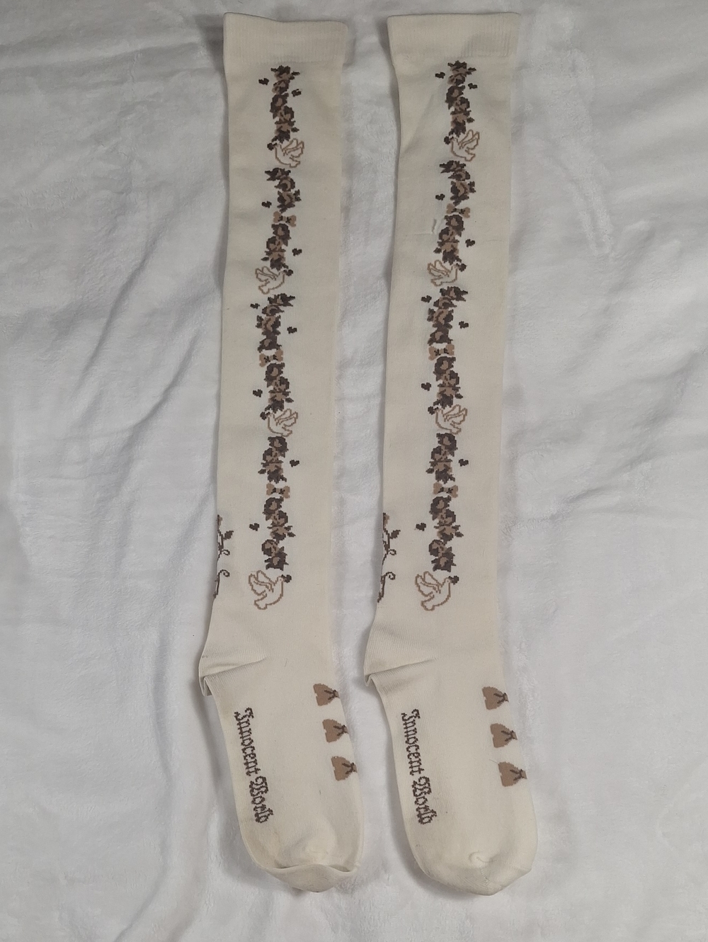 Innocent World Ivory Dove Floral Garland OTK Socks | Classic Lolita 🤍